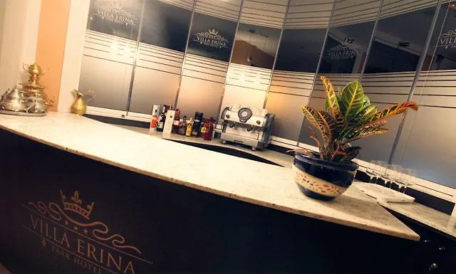 Boutique Erina By Bossh - Adults Recommended 3* مانيلفا